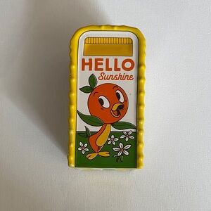 Disney Hello Sunshine orange bird trashcan salt shaker - Yellow and Orange